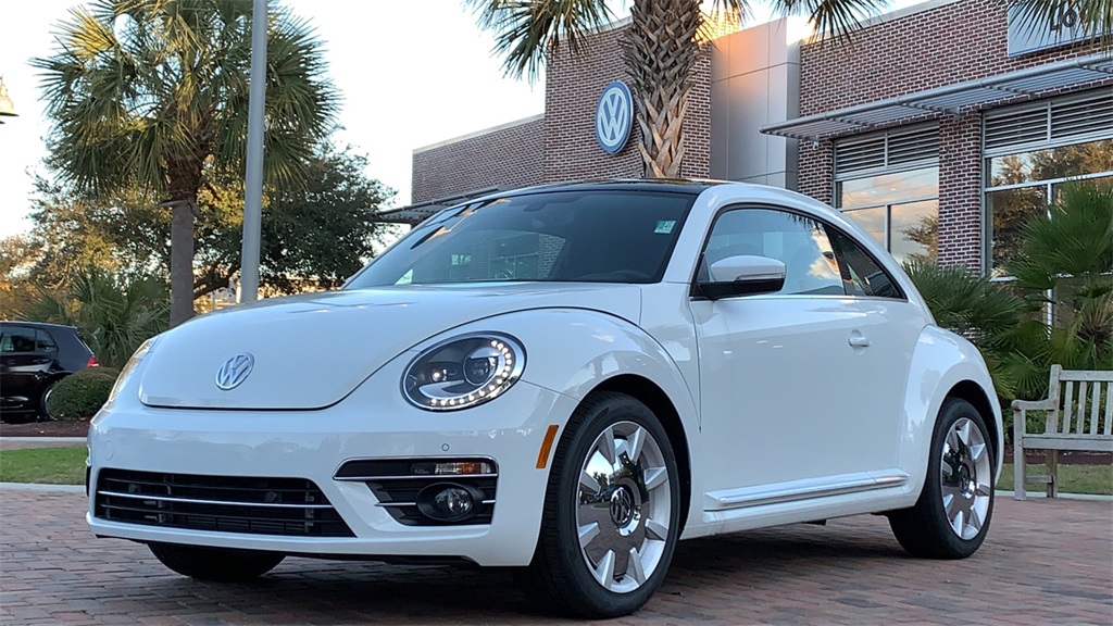 New 2019 Volkswagen Beetle 2.0T SE 2D Hatchback in Mount Pleasant ...