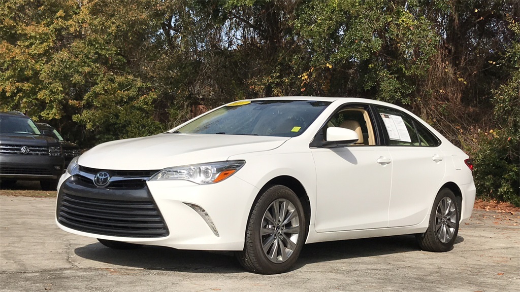 Pre-Owned 2017 Toyota Camry XLE 4D Sedan in Mount Pleasant #P0198 | Low ...